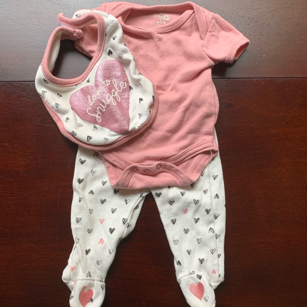 Onesie, pants and bib set